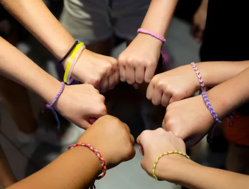 Travailler dans le social : ce que vous devez savoir