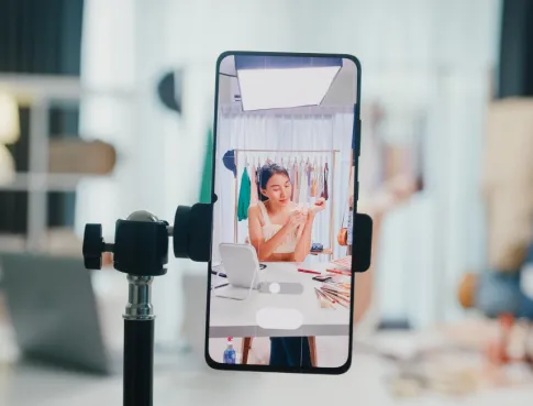 Le shopping change de visage : le live redessine les r&egrave;gles du commerce