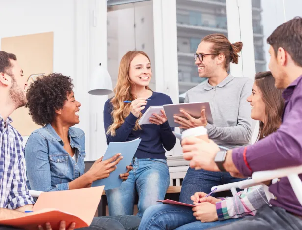 cinq-conseils-pour-reussir-ton-integration-en-entreprise